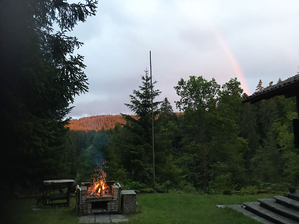 Eine wunderschöne Abendstimmung über dem Vierwaldstättersee während des Sonnenuntergangs